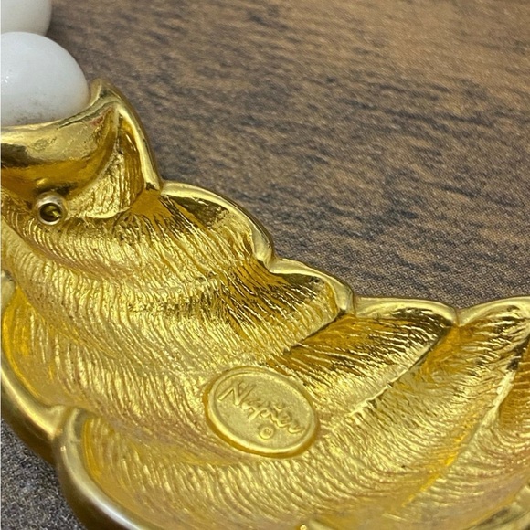 Napier White & Gold Acrylic Bead Necklace - Picture 8 of 9